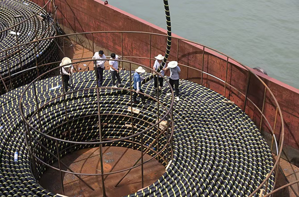 1702017369974196.jpg HYJQF41-F型海底電纜4.jpg